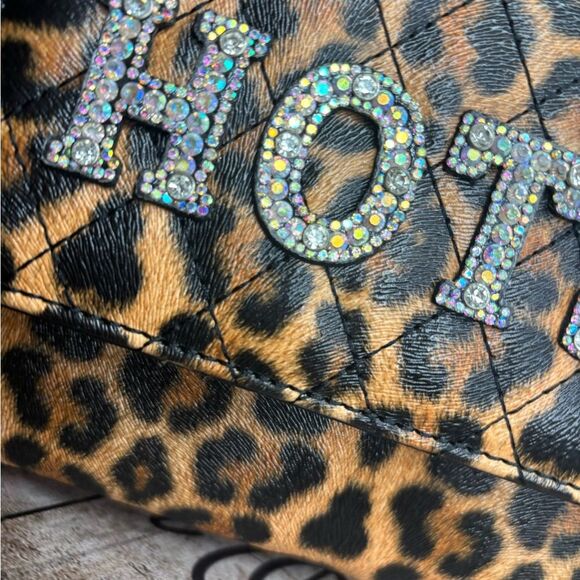 HOTSEXY Leopard Print Handbag and Wallet Set - Picture 4 of 17
